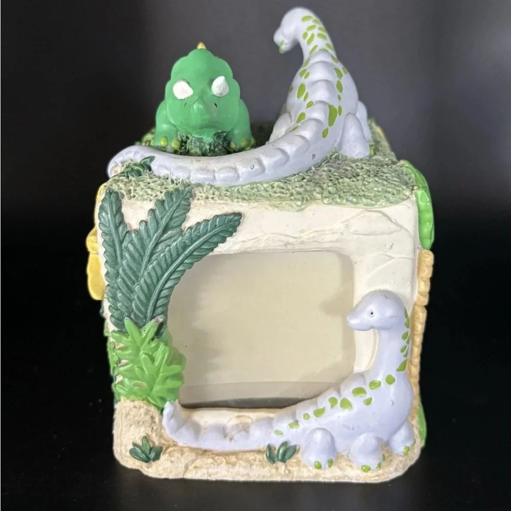 Vintage Dinosaur Reptile Habitat photo frame Decor - Green and Gray